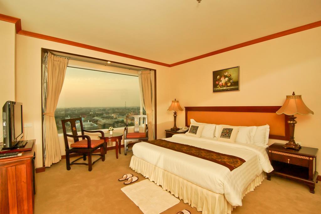 Champasak Grand Hotel Pakse Εξωτερικό φωτογραφία