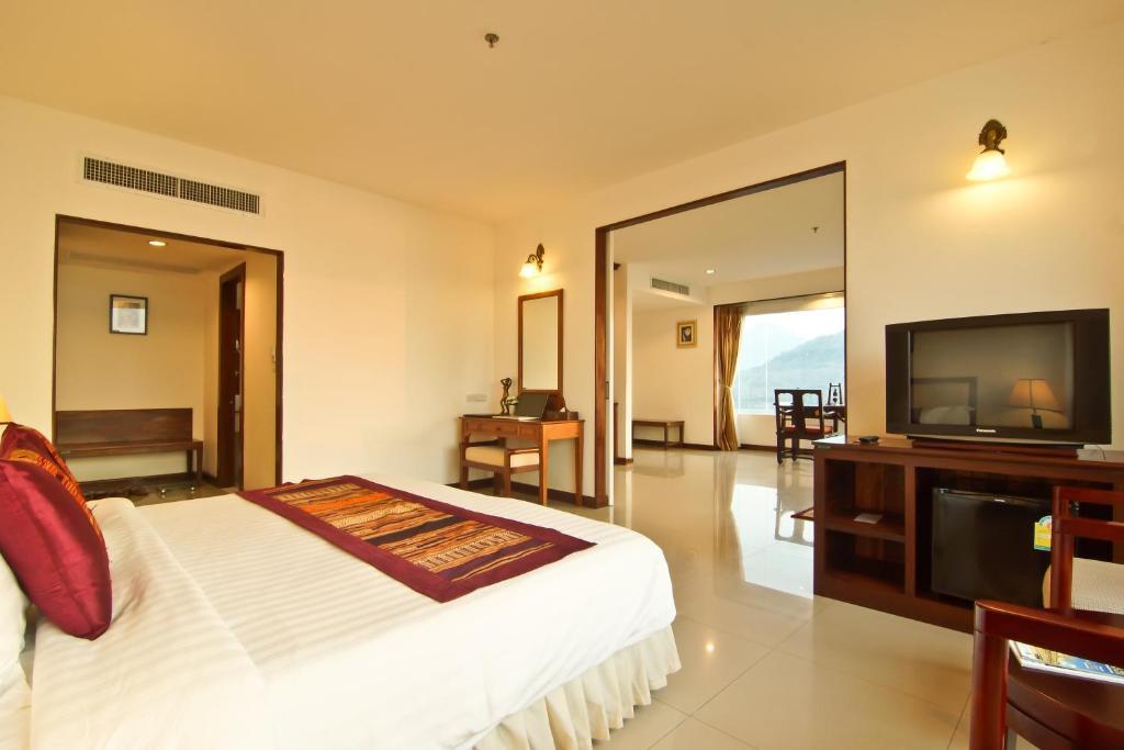 Champasak Grand Hotel Pakse Εξωτερικό φωτογραφία